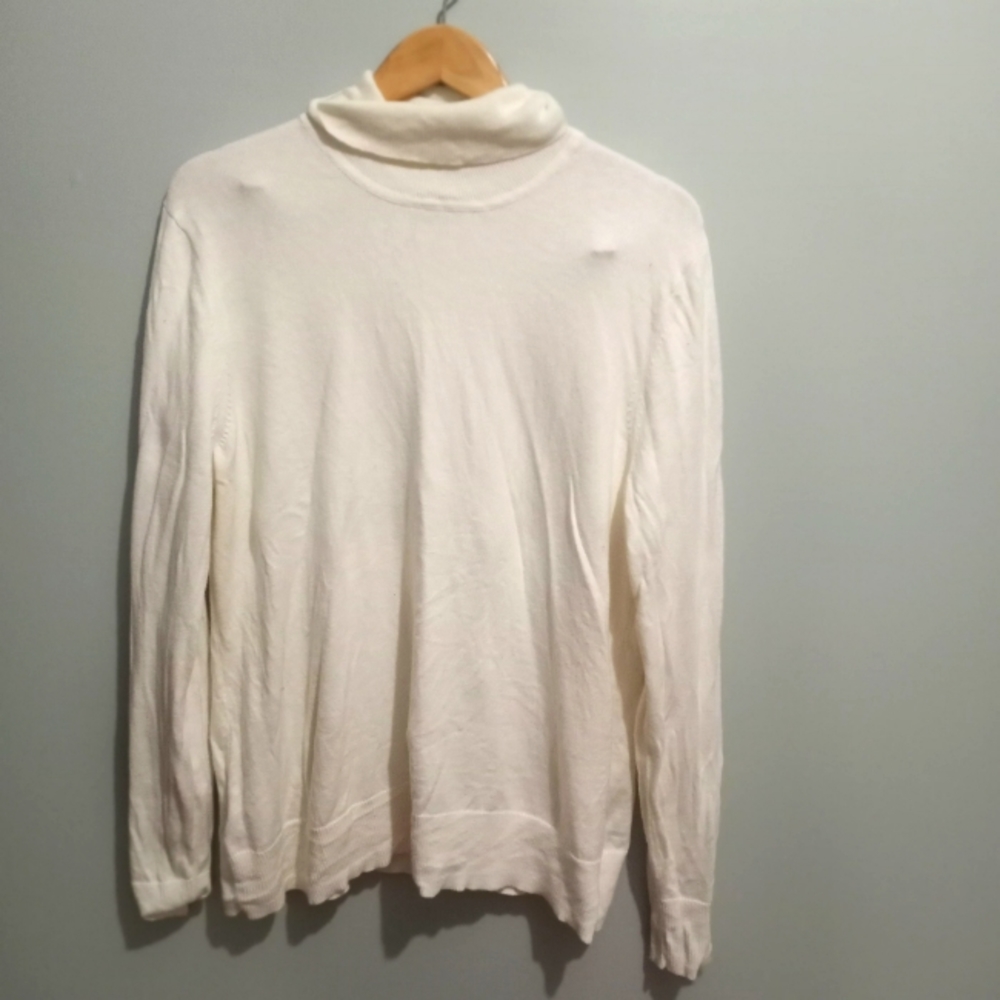 (3for$20) Eddie Bauer xxl off white turtle neck sweater
